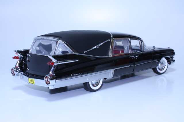 Cadillac Superior Royal Crown 1959, musta